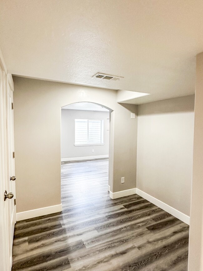 Building Photo - 4441 Wynridge Ln