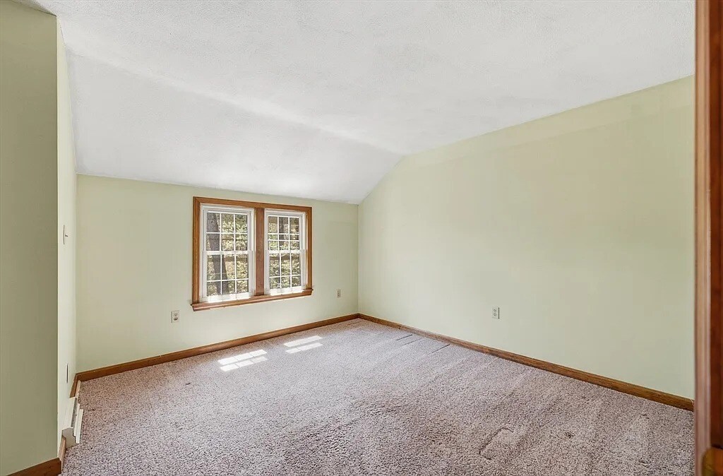 Building Photo - 506 Wellman Ave