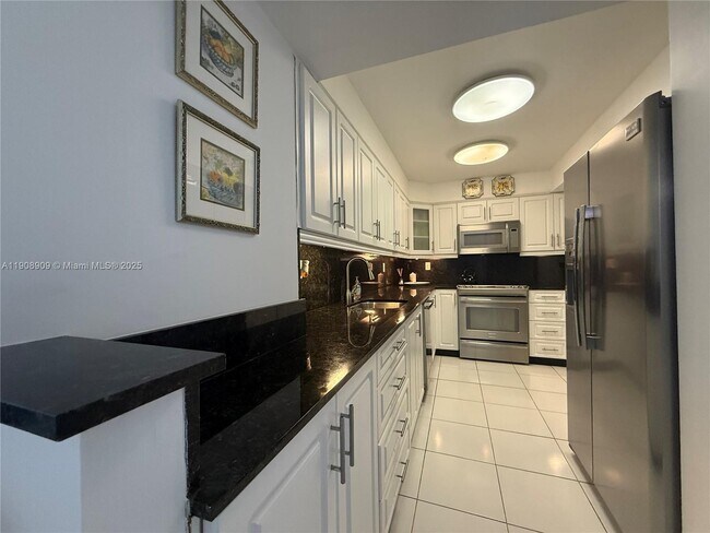 Building Photo - 9511 Collins Ave