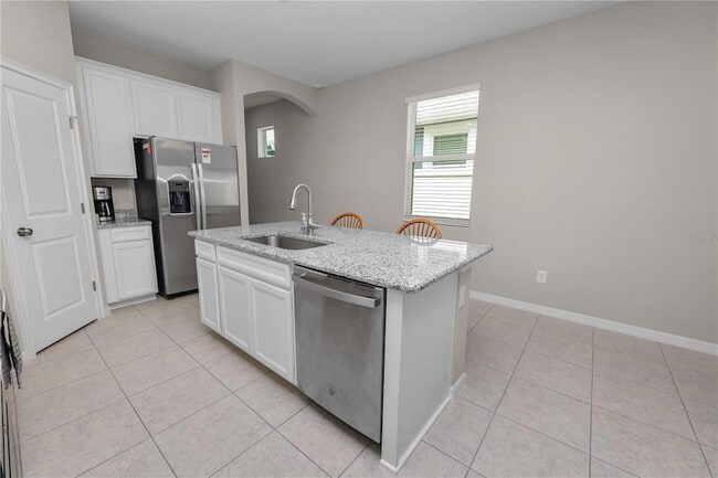 Building Photo - 6577 Great Bear Dr