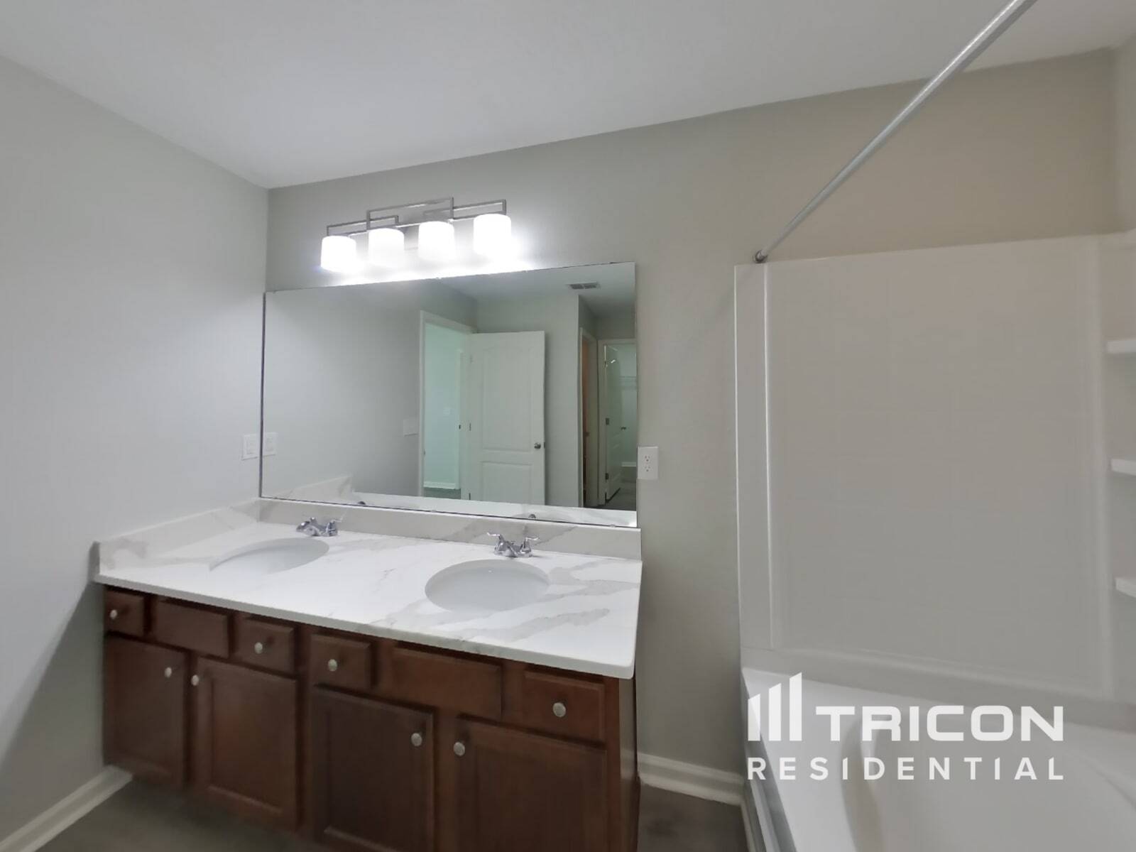 Building Photo - 95167 Timberlake Dr