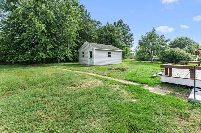 Building Photo - 2501 Williams St