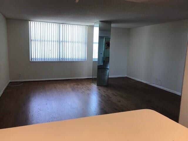 Building Photo - 111 Briny Ave