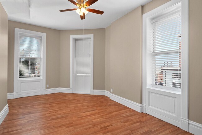 Building Photo - Attn: PARTY ANIMALS