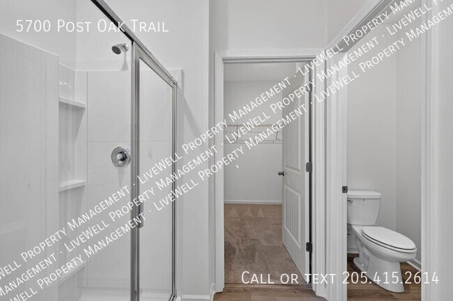Building Photo - 5700 Post Oak Trl