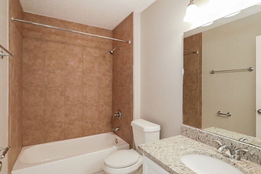 Building Photo - 2965 Golden Pond Blvd