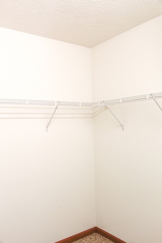 Building Photo - 2 bedroom and 2 bathroom property located in West Lafayette!