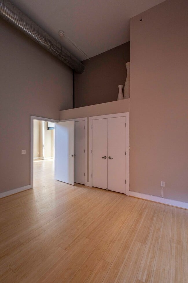 Building Photo - Cozy 1Bed/1Bath with Loft in Downtown Balt...