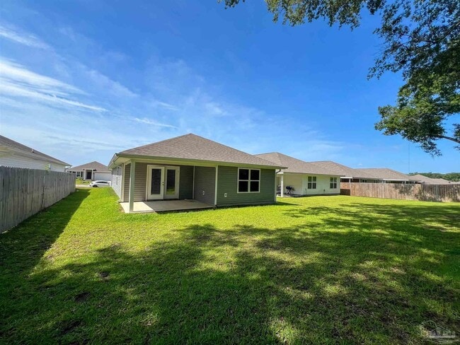 Building Photo - 5257 Peach Dr