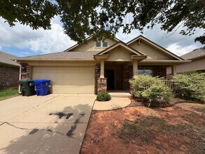 Building Photo - Beautiful and Cozy 3bed/2bath with an Office Available in North Norman!