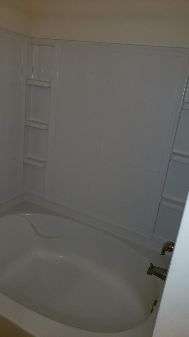 Building Photo - 5971 Hollow Wood Ct