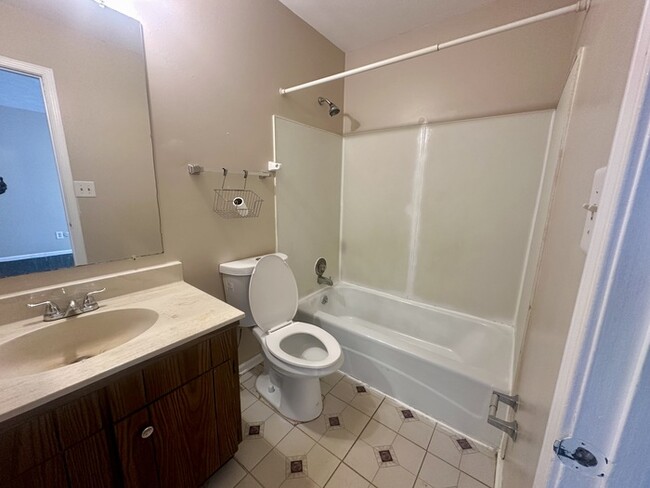 Building Photo - 6340 Commons Dr