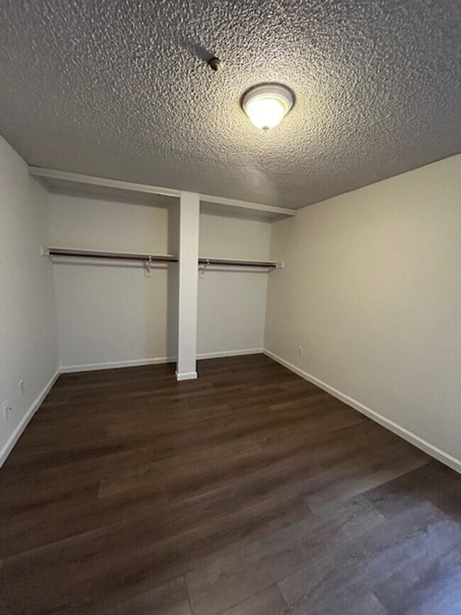 Building Photo - CivicCenter943