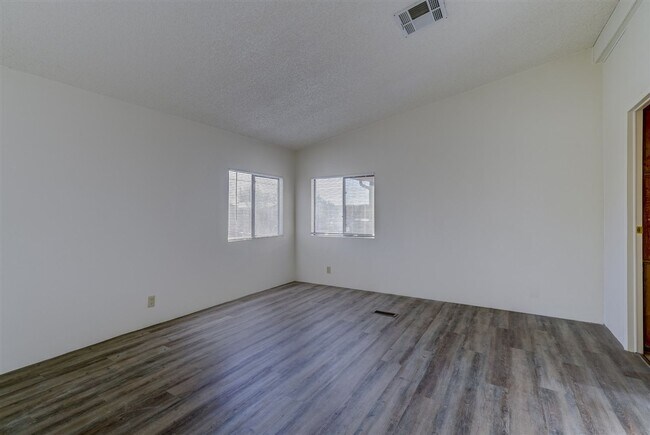 Building Photo - 2 Bedroom, 2 Bath Home Close to Willow Lake in Prescott