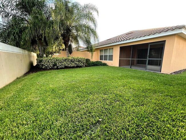 Building Photo - Capri Villa in Village Walk-11831 Iselle D...
