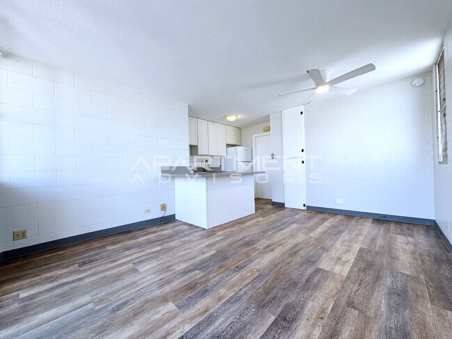 Building Photo - 816 Birch St