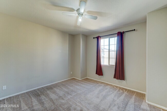 Building Photo - 14771 N 177th Ave