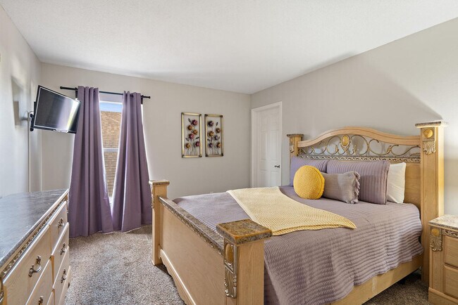 Building Photo - 346 Riggs Cir