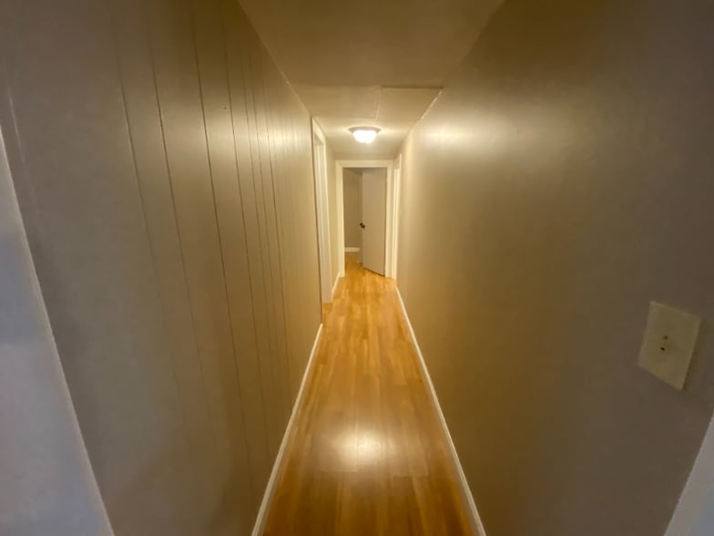 Building Photo - 1862 Beacon St