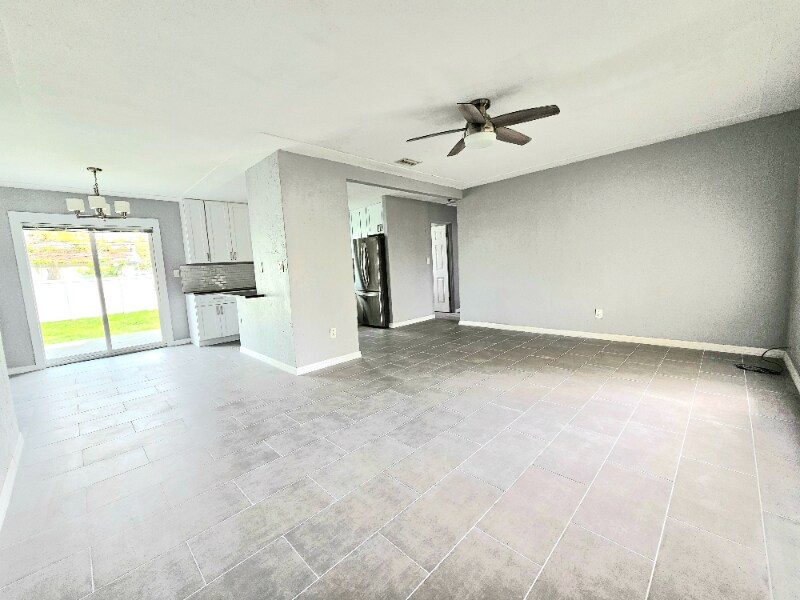 Building Photo - 5301 17th St N