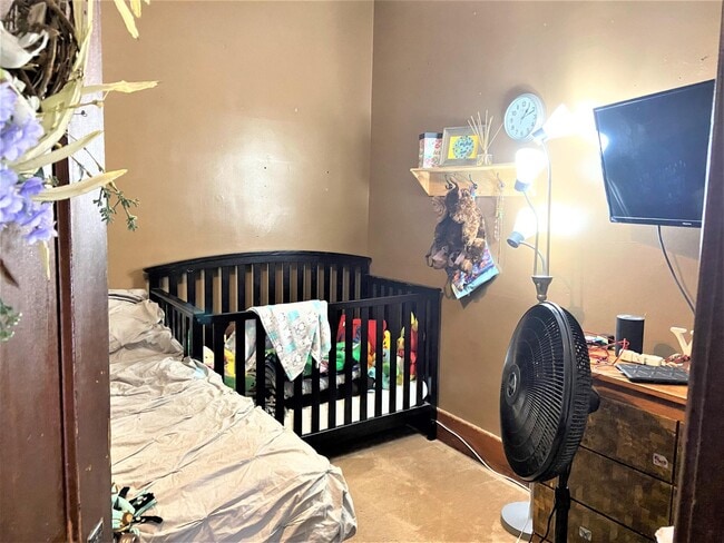 Building Photo - 325 Union St