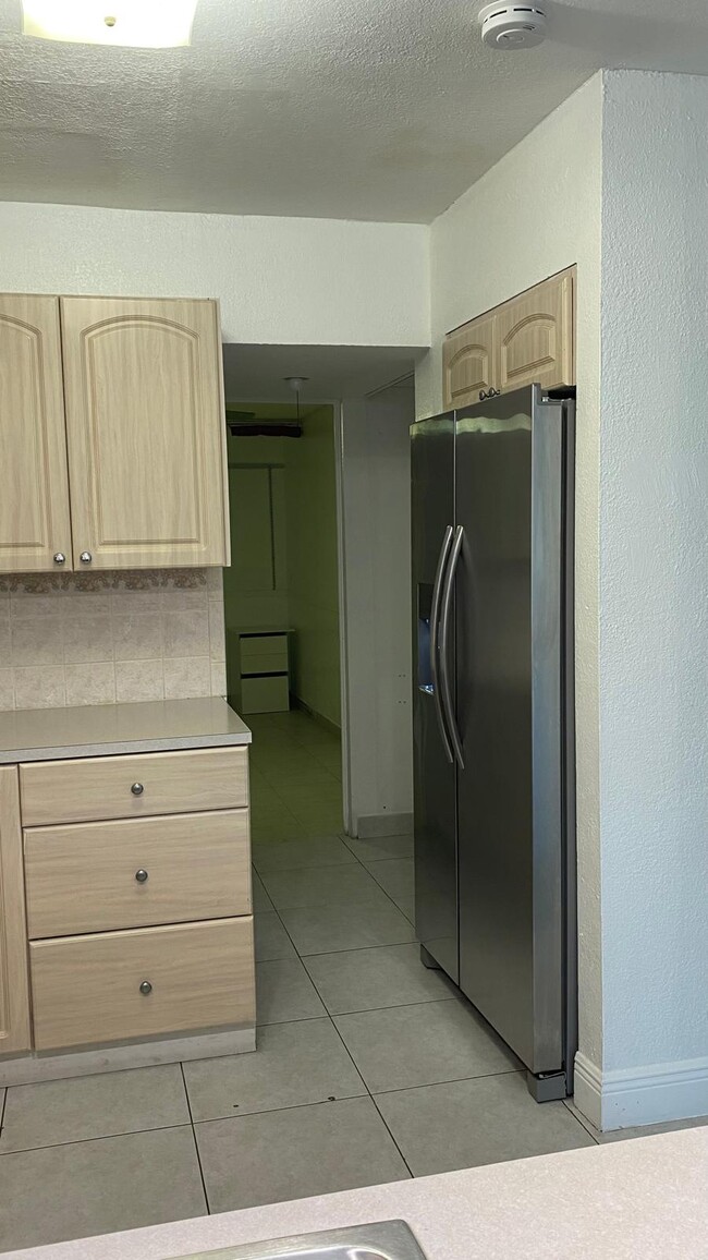 Kitchen - Hallway to Garage - 15401 SW 144th Ct