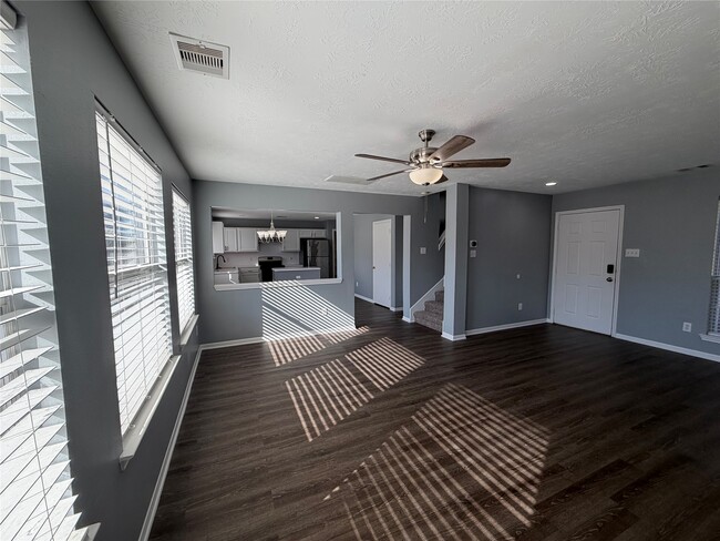 Building Photo - 4623 Mi Castillo Ct