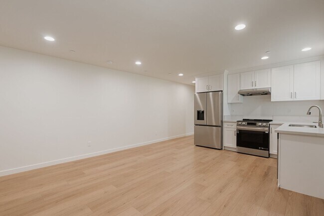 Building Photo - 2 Bed | 2 Bath | Alhambra School District