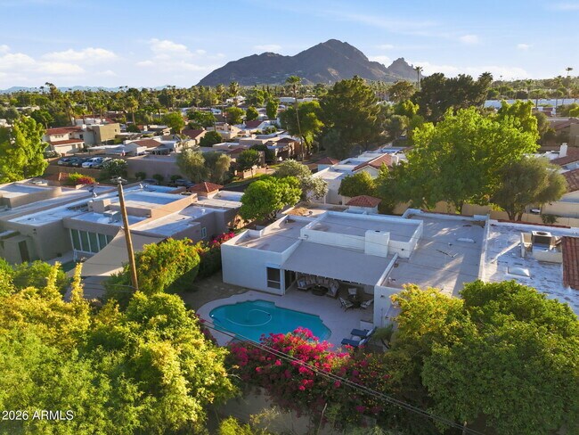 Building Photo - 7352 E Valley Vista Dr
