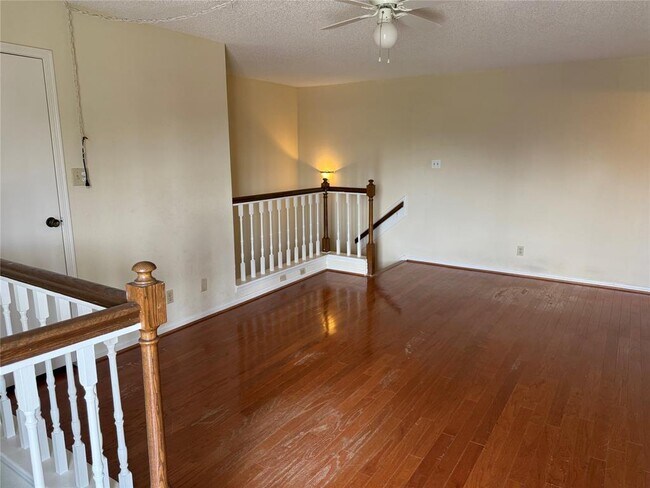Building Photo - 2120 El Paseo St