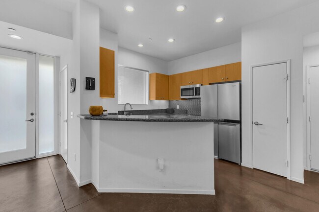 Building Photo - 3574 Penny Ln