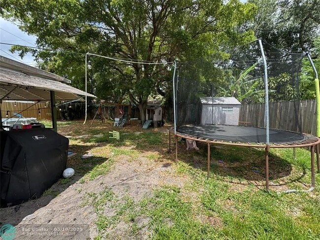 Building Photo - 5737 Atlanta St