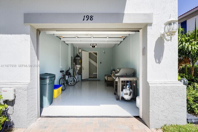 Building Photo - 198 Evergrene Pkwy