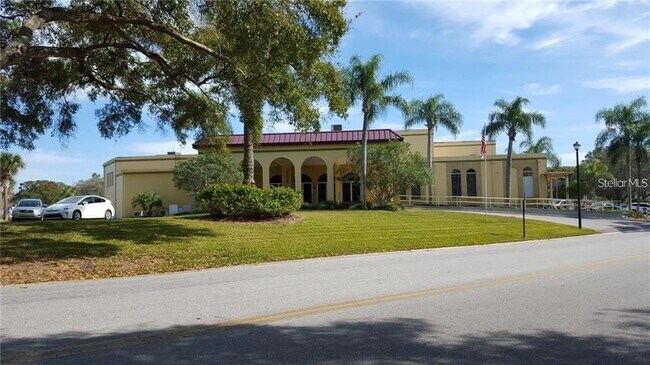 Building Photo - 2359 Finlandia Ln