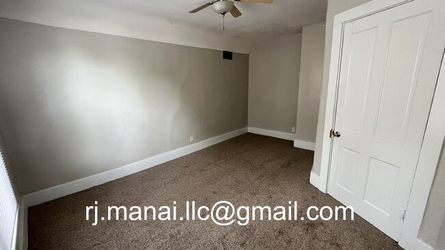 Building Photo - 1033 S Gibson St