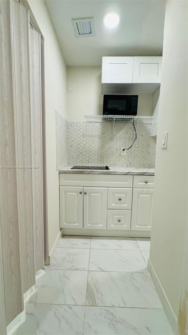 Building Photo - 25657 SW 144th Ave