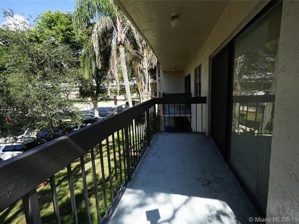 Building Photo - 5201 Orduna Dr