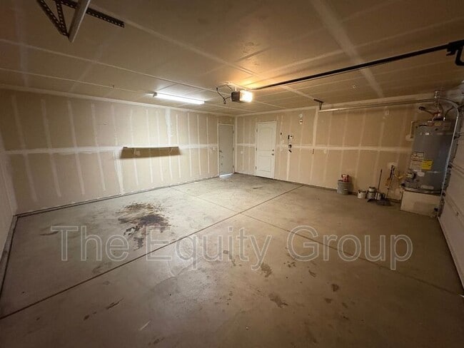 Building Photo - 717 W Perez Ave