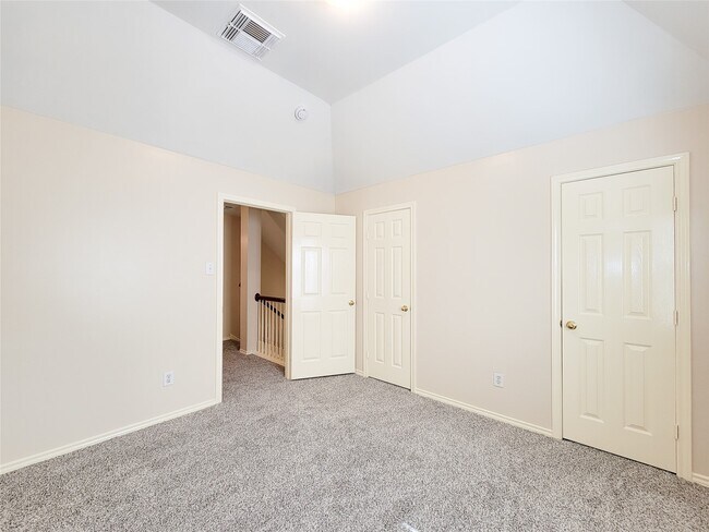 Building Photo - 4106 Creek Ridge Ln