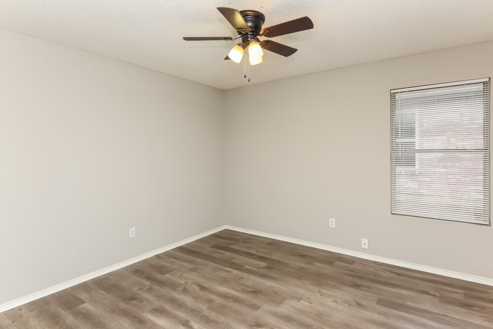 Building Photo - 8776 Polo Dr