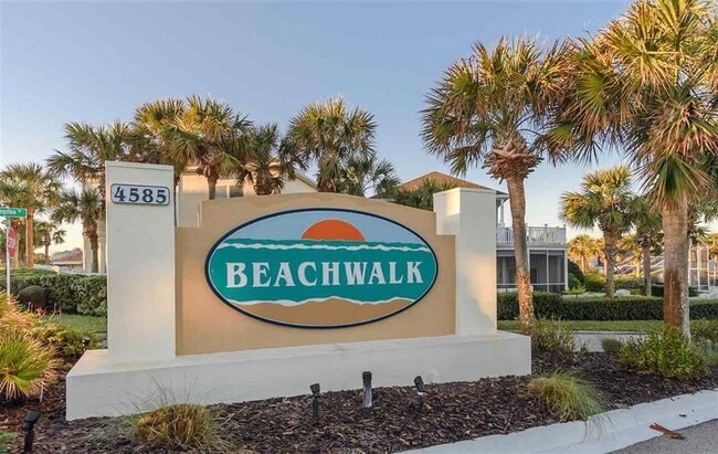 Building Photo - 208 Somerset Ct
