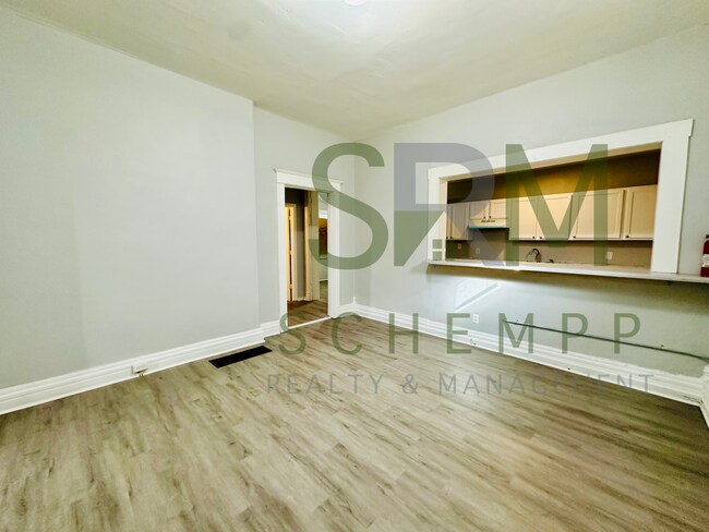 Building Photo - 2 Bedroom Single-Family Home in the Portland Area. Section 8 welcome!