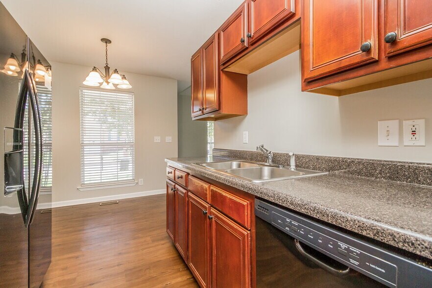 Building Photo - 4124 Pleasant Colony Dr