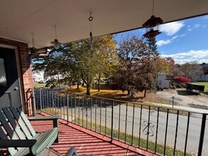 Building Photo - ***PRICE IMPROVEMENT*** - Furnished 1 Bedroom Condo in Heart of Pittsfield