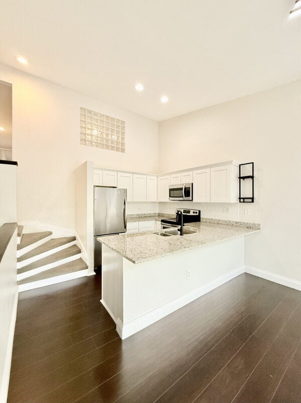 Building Photo - 6388 93rd Terrace N