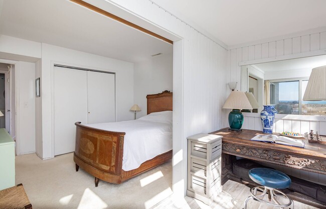 Building Photo - 20 Bay Inlet Rd