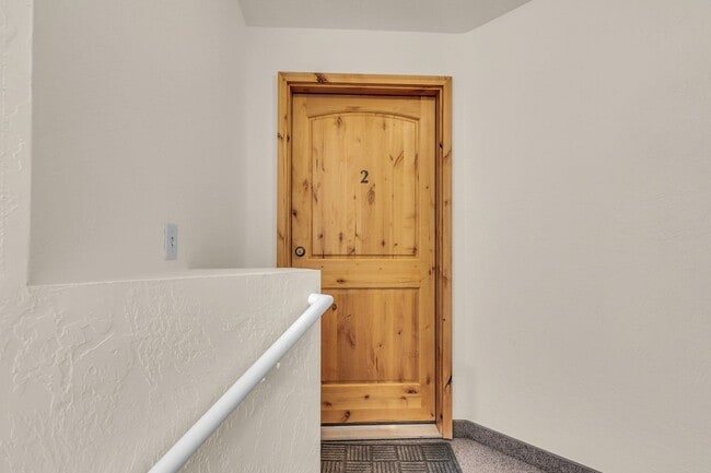 Building Photo - Park City Living Near Kimball Junction with Balcony