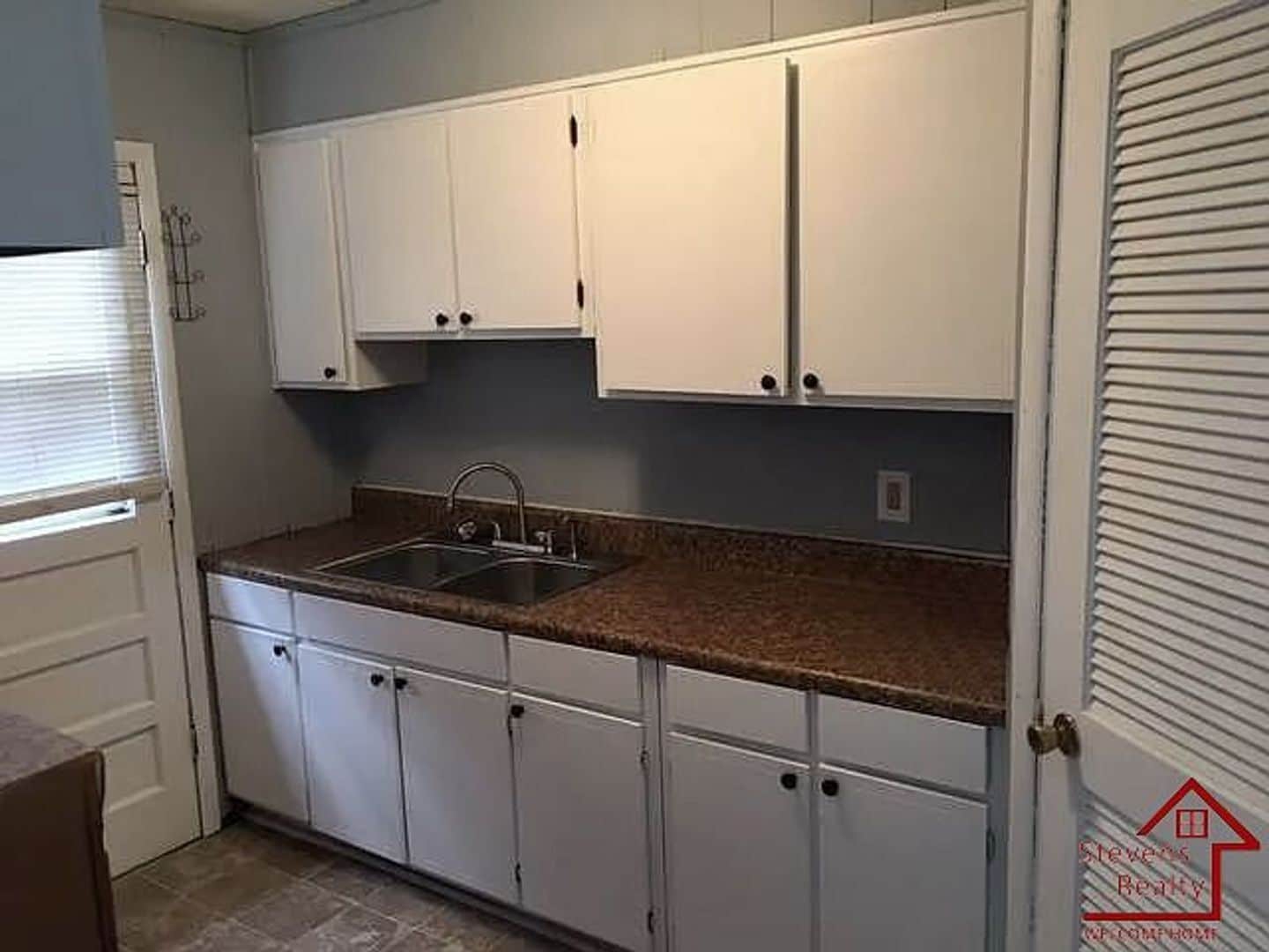 Building Photo - 411 Elm Ave