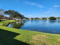 Building Photo - Water front Condo 1/1 located in the heart...