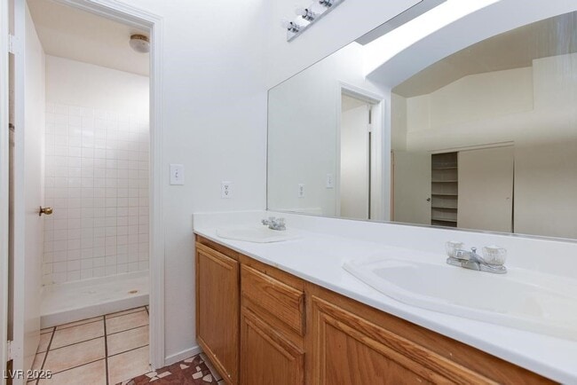 Building Photo - 6629 Beach Plum Way